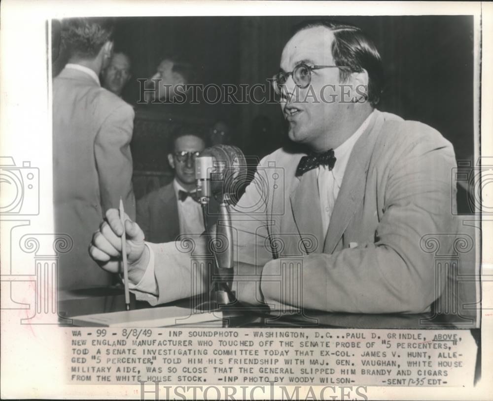 1949 Press Photo Paul Grindle testifies before Senate Investigating Committee