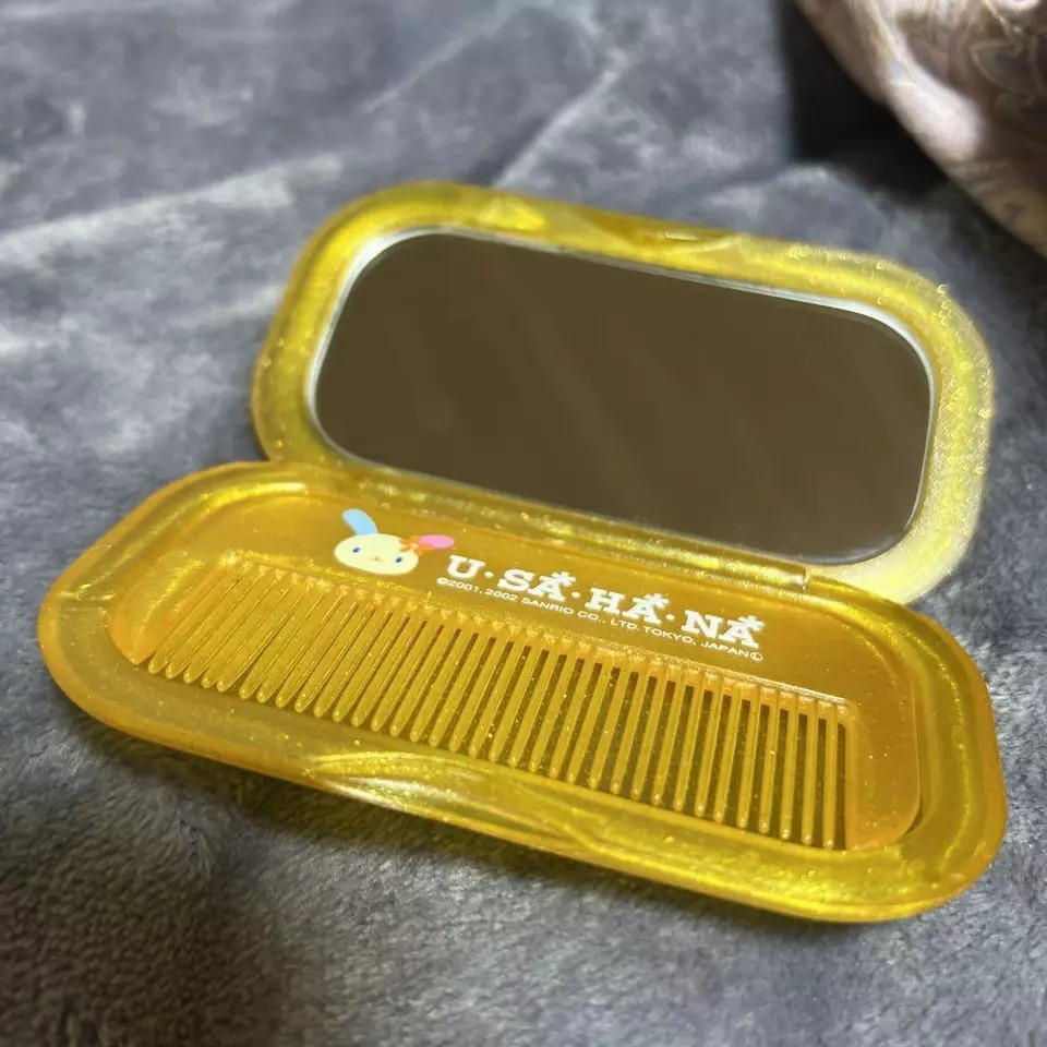 Rare Retro Usahana Sanrio Comb Mirror from japan used