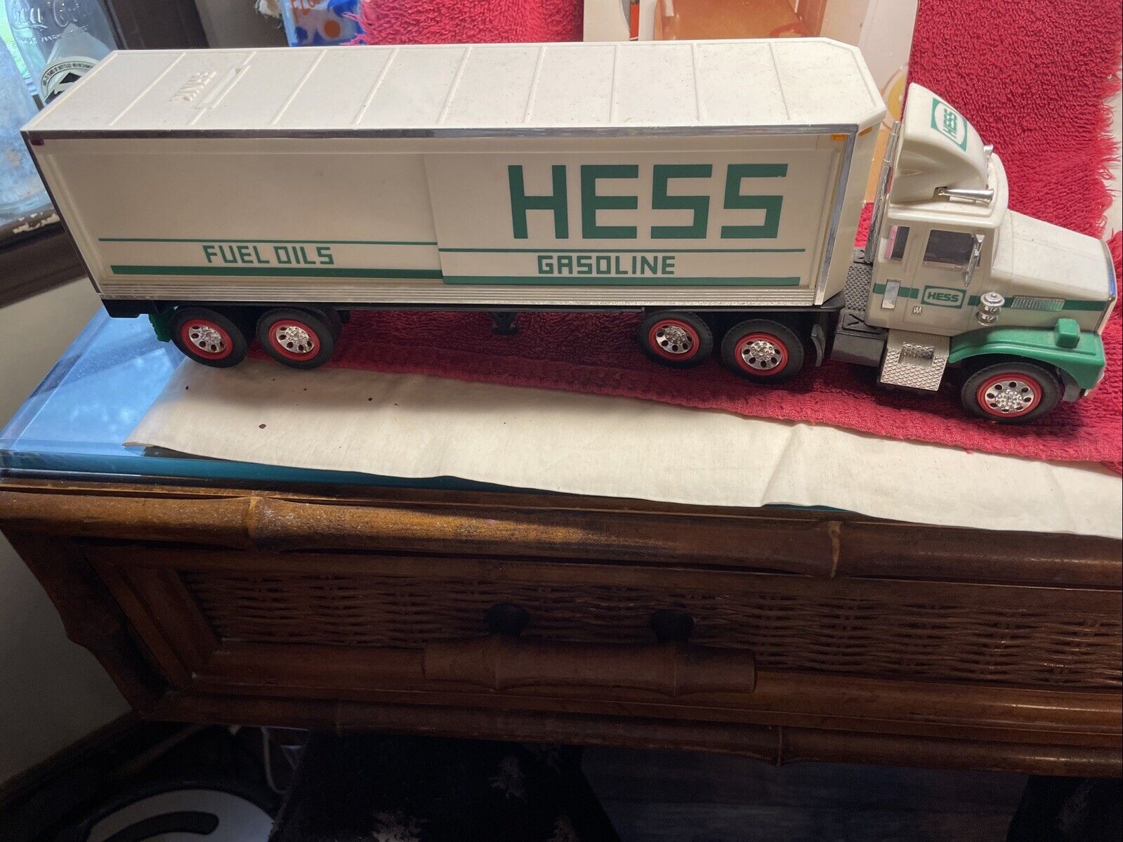 Vintage 1987 HESS Toy Truck Bank W/working Head And Tail Lights