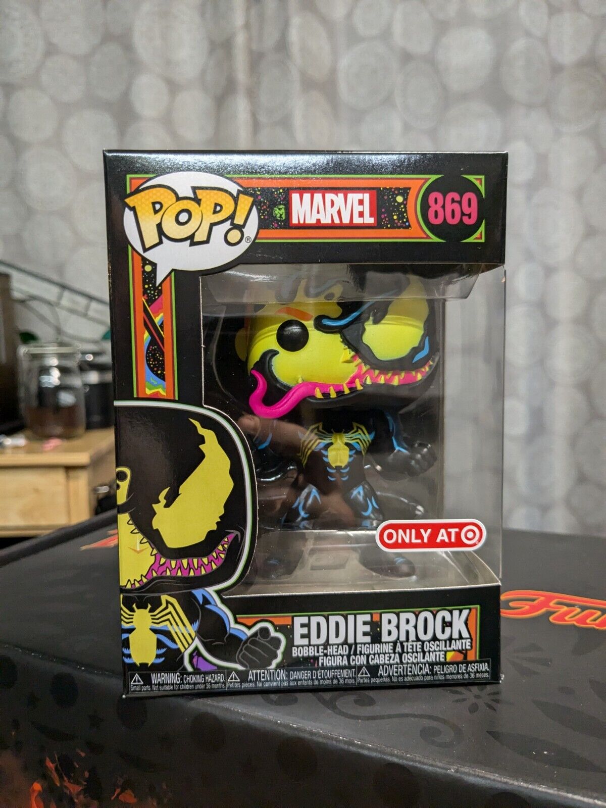 Funko POP Marvel - Eddie Brock #869 - Blacklight- Target Exclusive -W/protector
