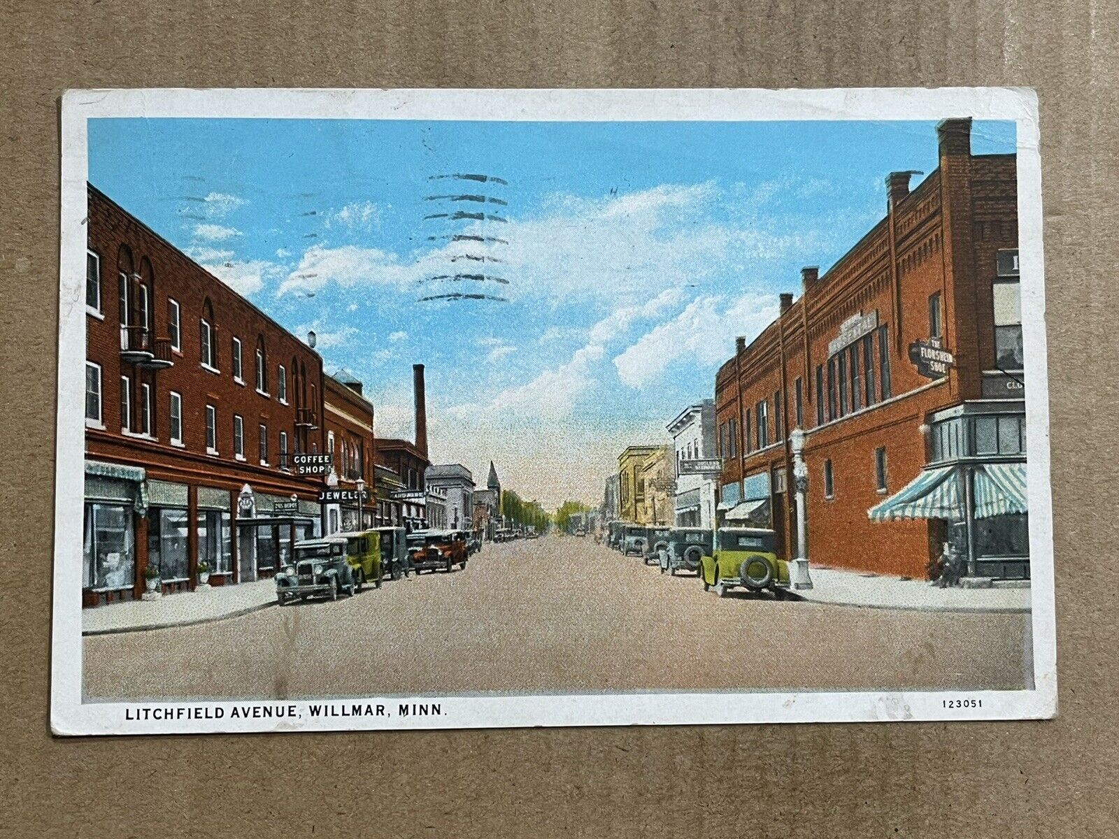 Postcard Willmar MN Minnesota Litchfield Avenue Kandiyohi County Vintage PC