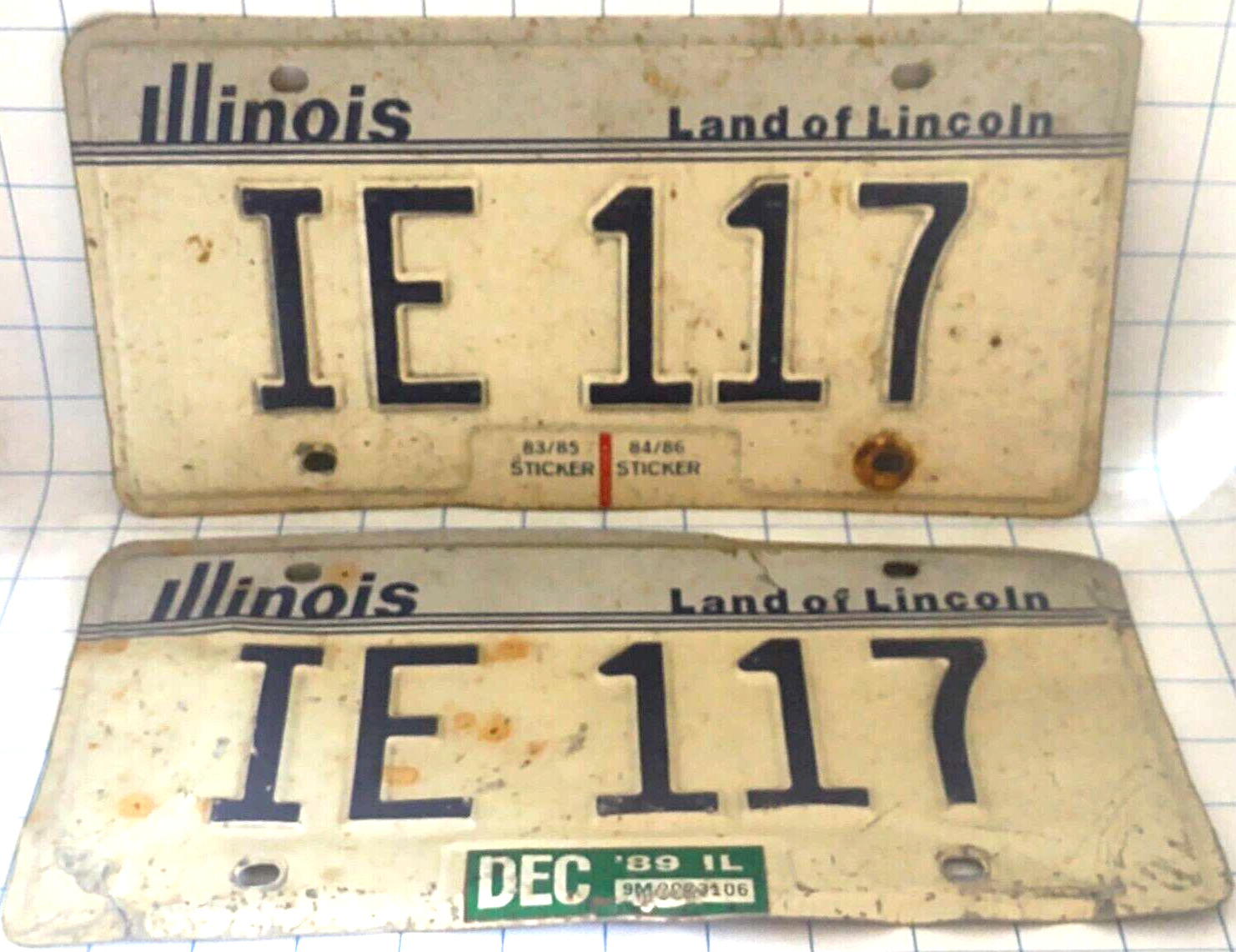 Pair Illinois Land of Lincoln 1989 Blue on White Metal Expired License Plates