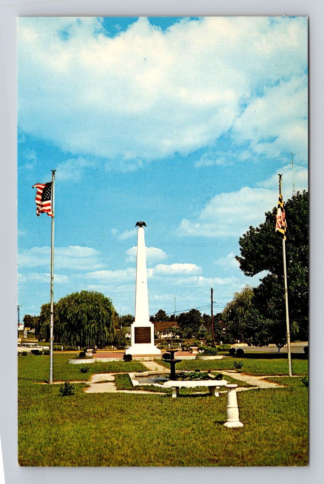 Salisbury MD-Maryland, War Memorial, Wicomico County, Vintage Souvenir Postcard