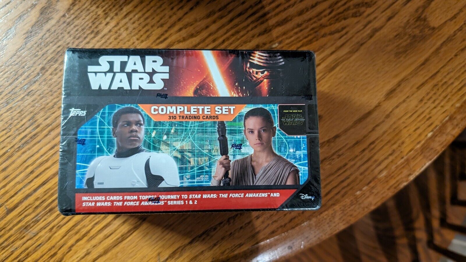 2016 Topps STAR WARS THE FORCE AWAKENS Factory Sealed COMPLETE SET-310 cards New