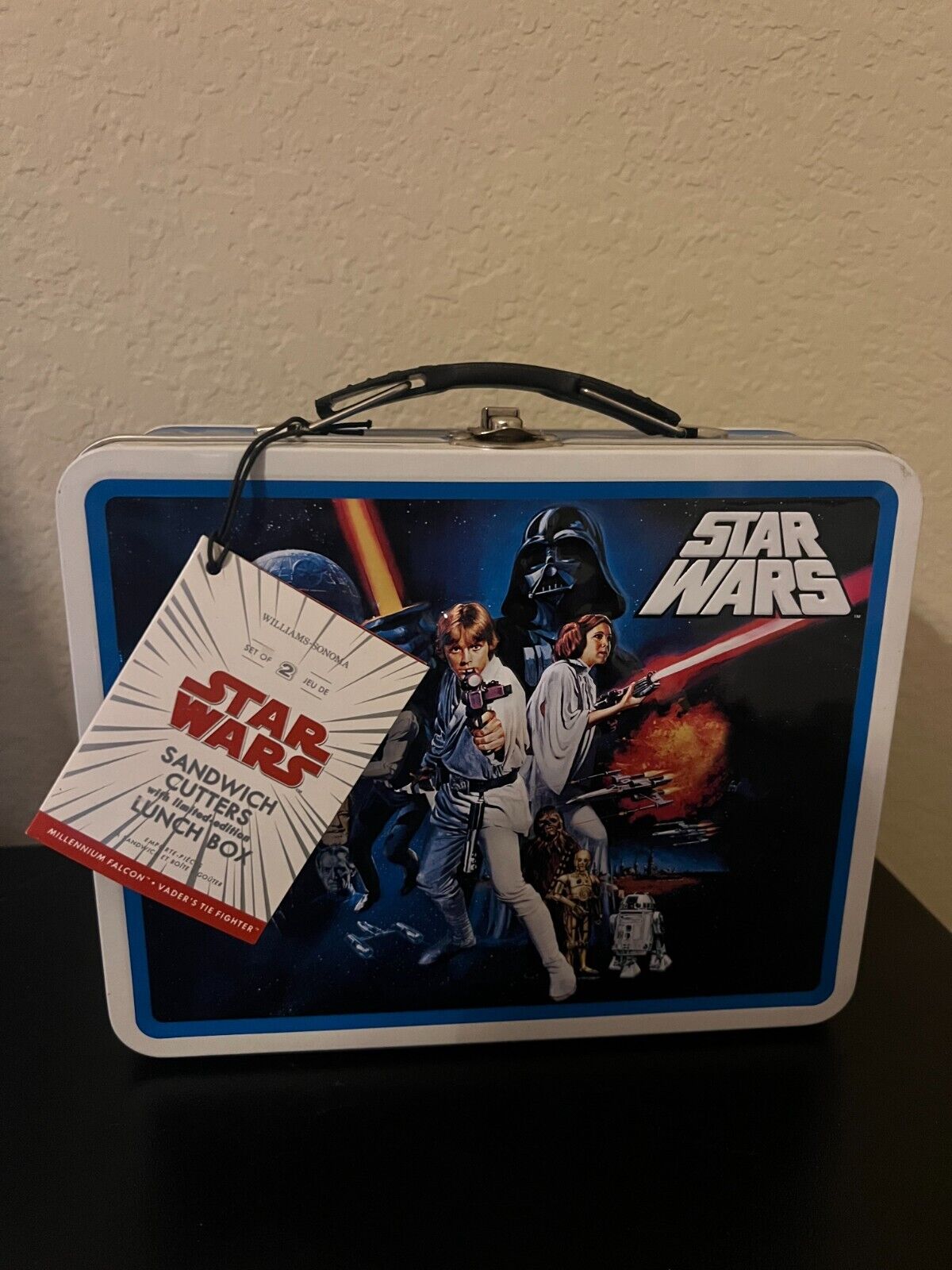 Williams-Sonoma Star Wars Lunch Box With Sandwich Cutters Unopened BRAND NEW