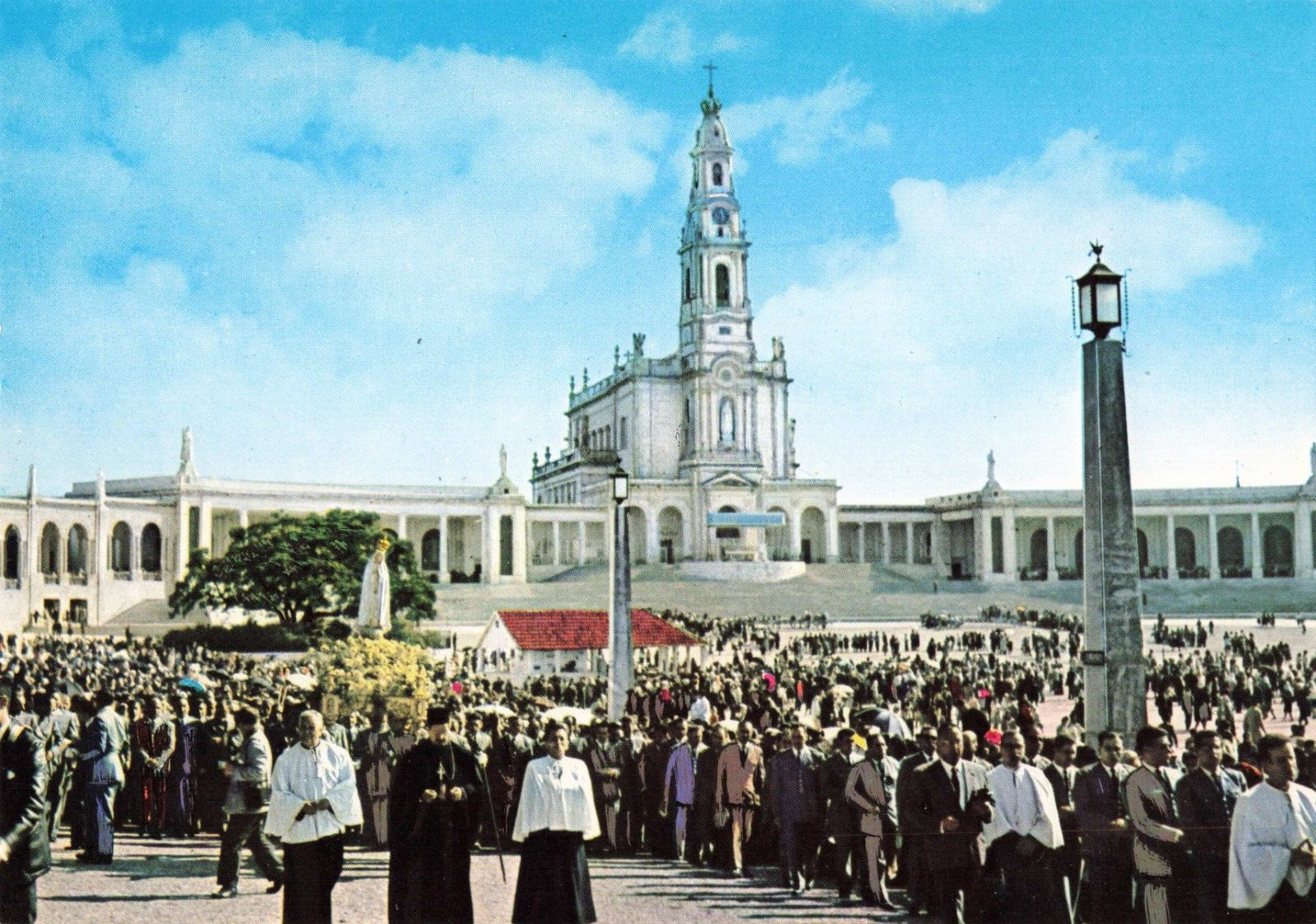 Fatima Portugal, Catholic Procession with Our Lady\'s Statue, Vintage Postcard