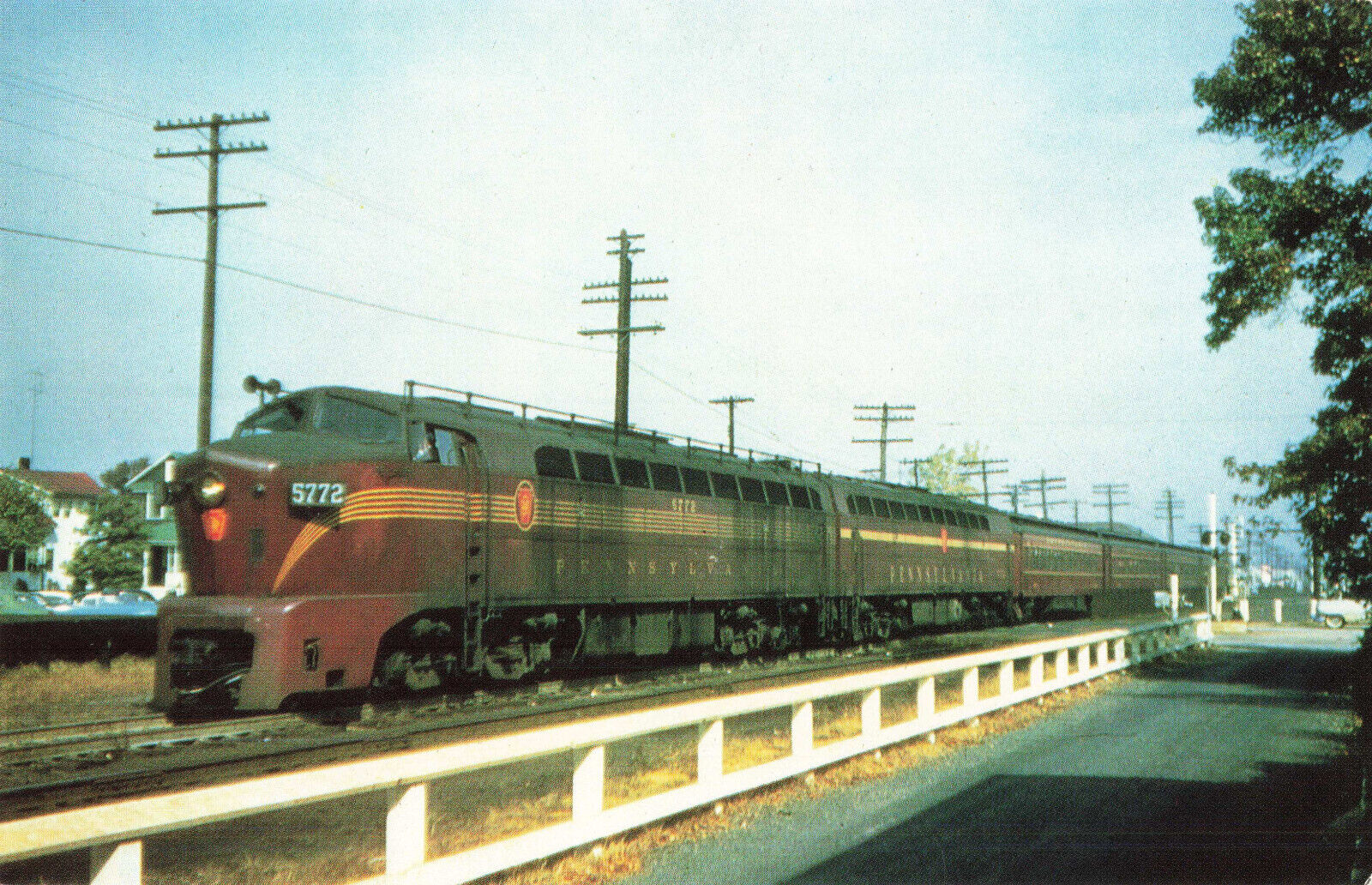 Postcard Pennsylvania 5772 Locomotive Passenger Sharknose Baldwin October 1957