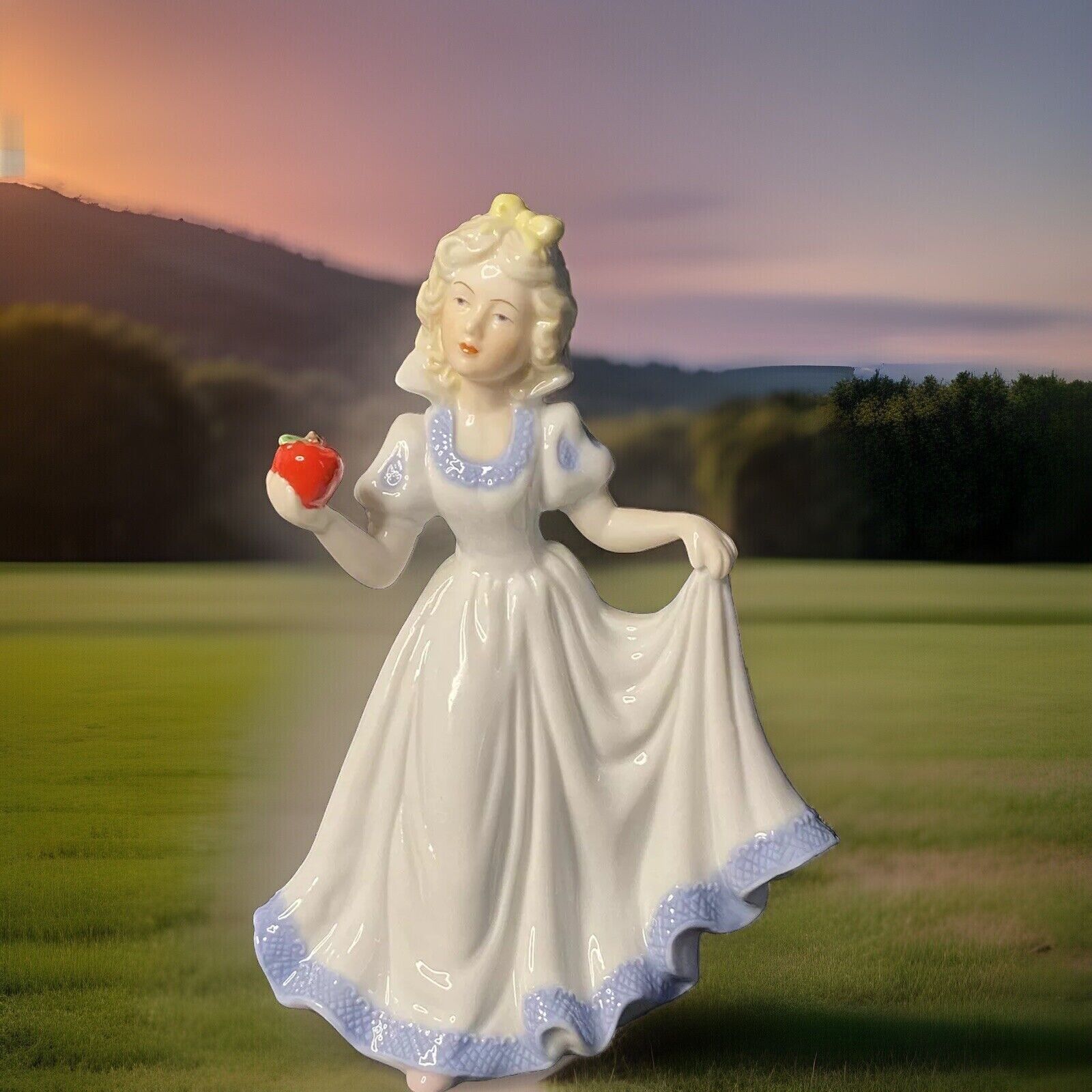 Vintage Snow White Blonde Hair Porcelain Figurine Holding Apple 7\