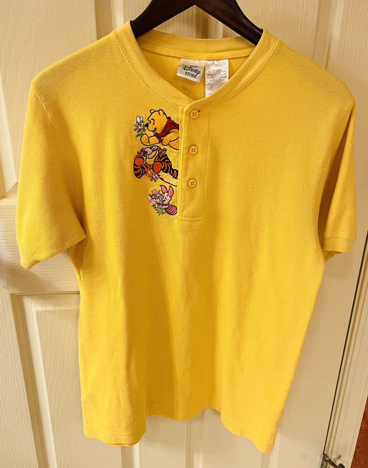 Winnie The Pooh Disney Store Vintage Shirt, Size Small (Unisex)