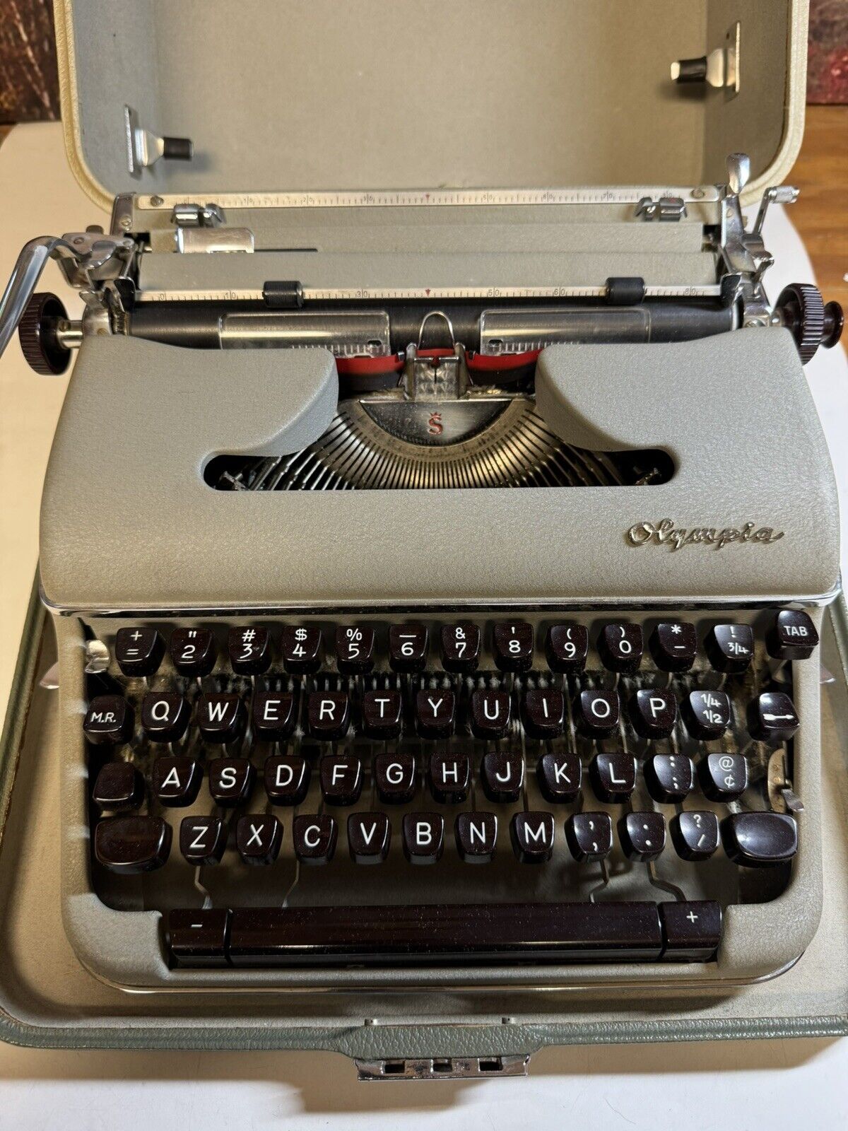 Vintage Olympia SM4 Typewriter Manufactured 1960 With Case
