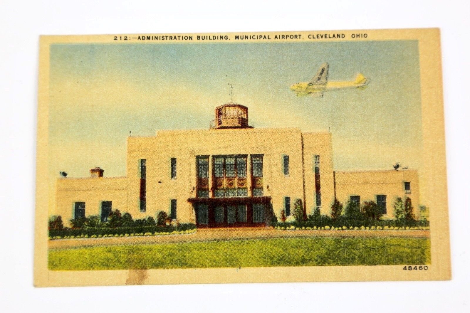 1946 Municipal Airport Cleveland, Ohio Airplane Aircraft Vintage Post Card old