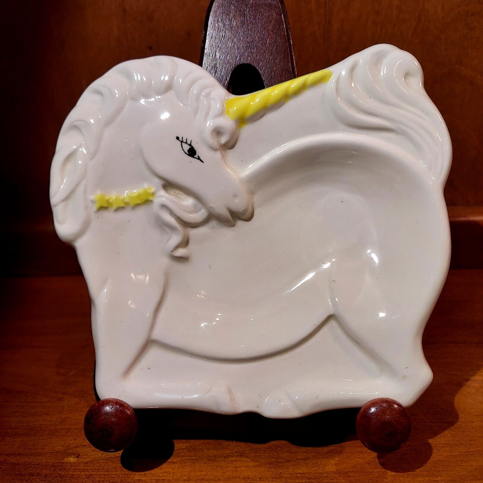 Vintage Ceramic Unicorn Soap Dish 1985 Artmark Chicago Trinkets Keys Kitsch