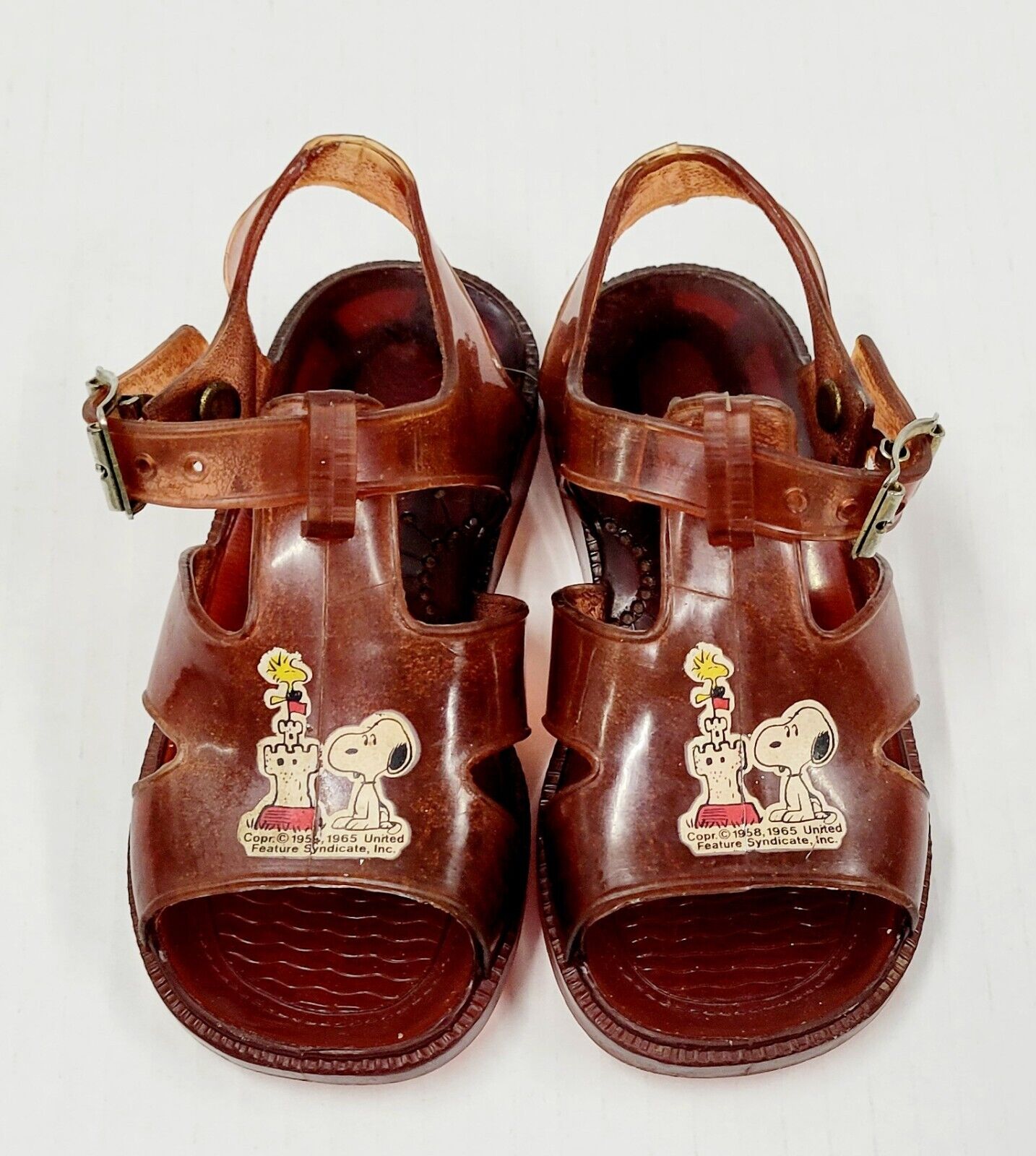 Vintage Snoopy Sandals Youth sz 6 Peanuts Woodstock Footwear 1960s
