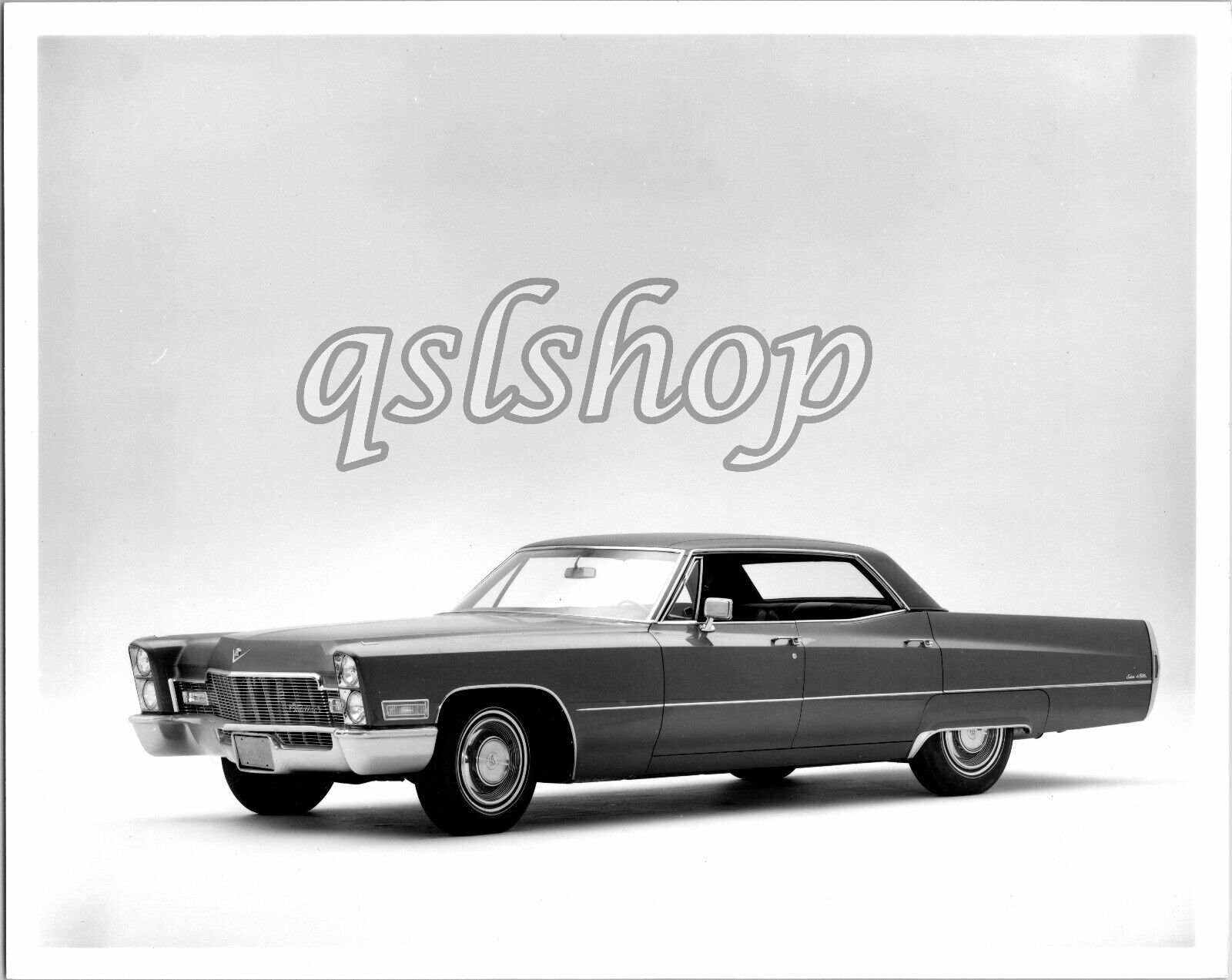1968 Cadillac Hardtop Sedan de Ville Press Release Photo Classic Car GM