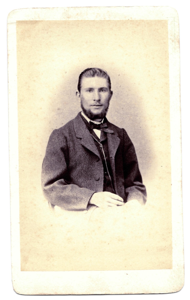1880s 90s Young Man with Beard CDV Schutz & Lachenmayer Reutlingen Cabinet Card