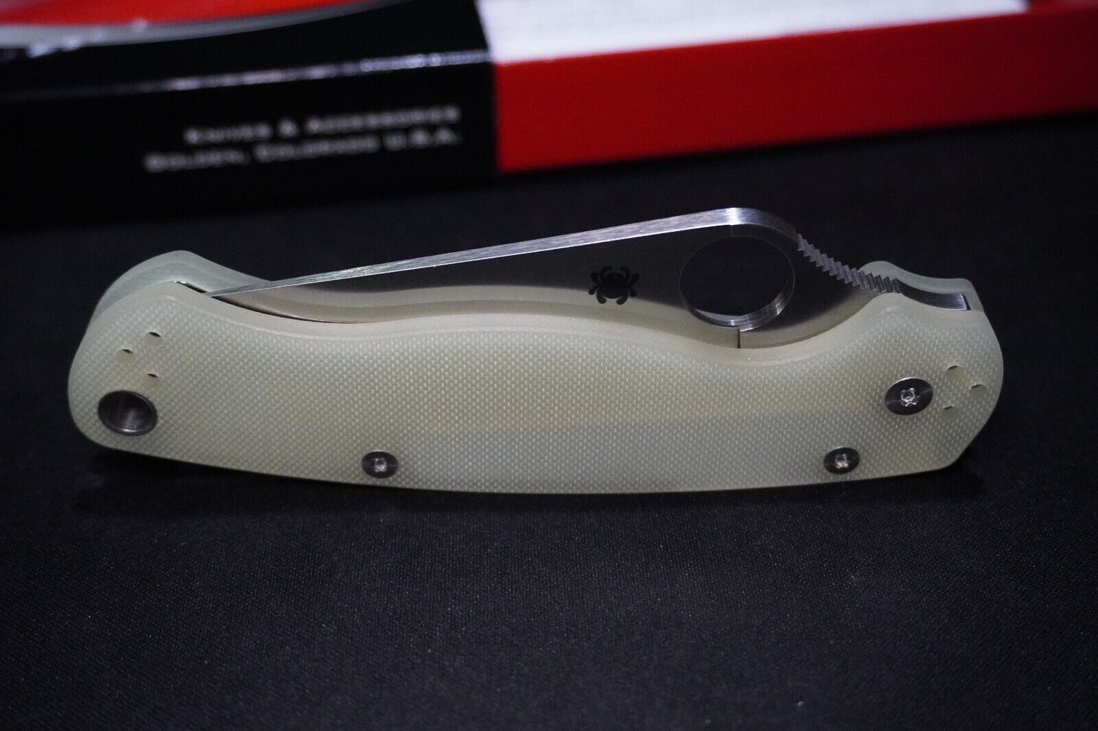 SPYDERCO PARA MILITARY 2 NATURAL G-10 CPM M4 Discontinued