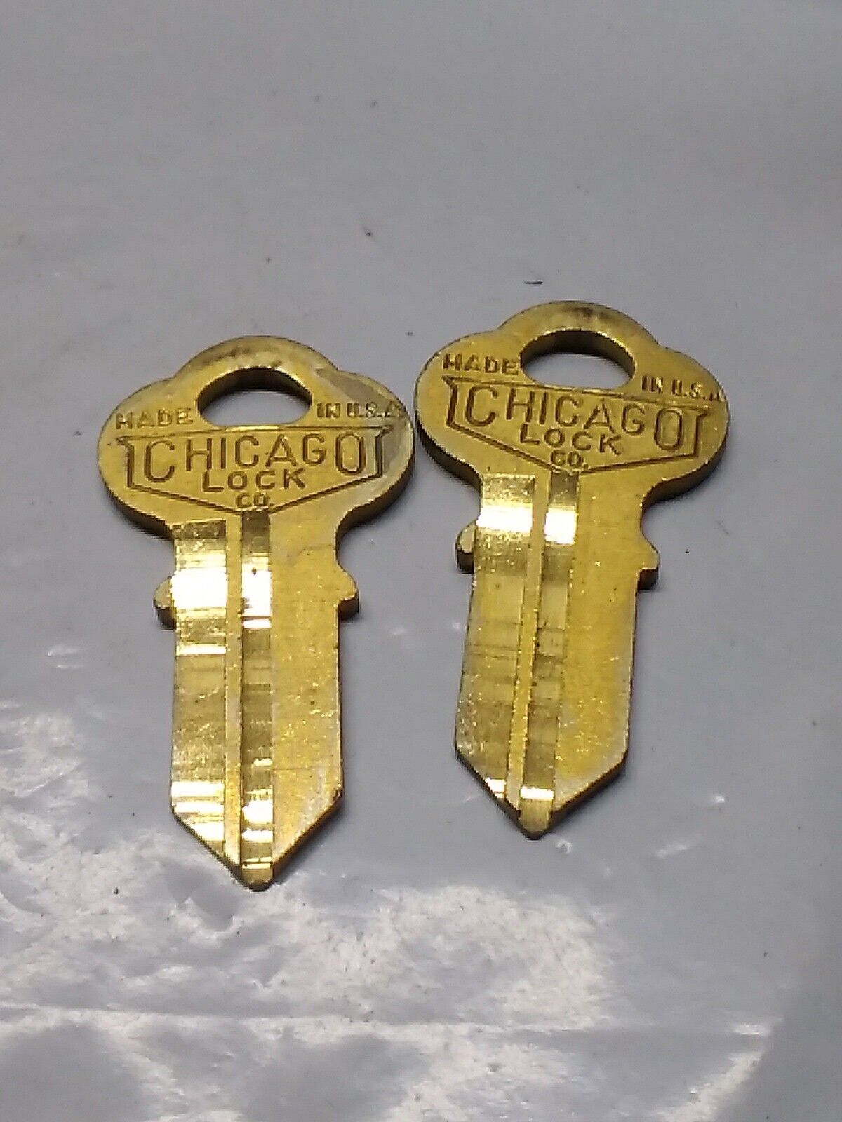 LOT OF 2 Original Antique CHICAGO Lock BLANK KEYS For Gumball Vending Machine 