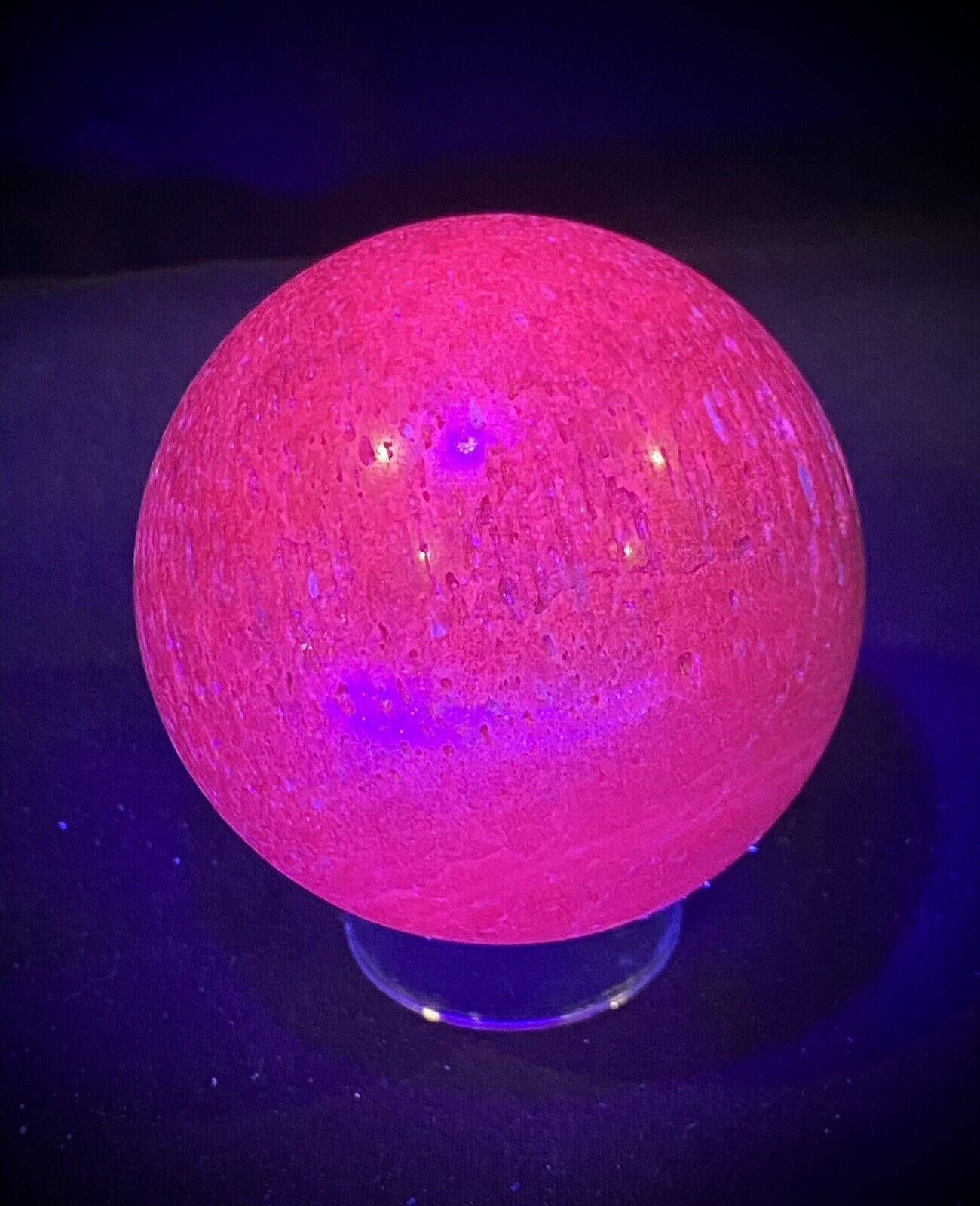 UV Reactive 2.5 Inch Honeycomb Ruby Sphere With Stand 378 Grams