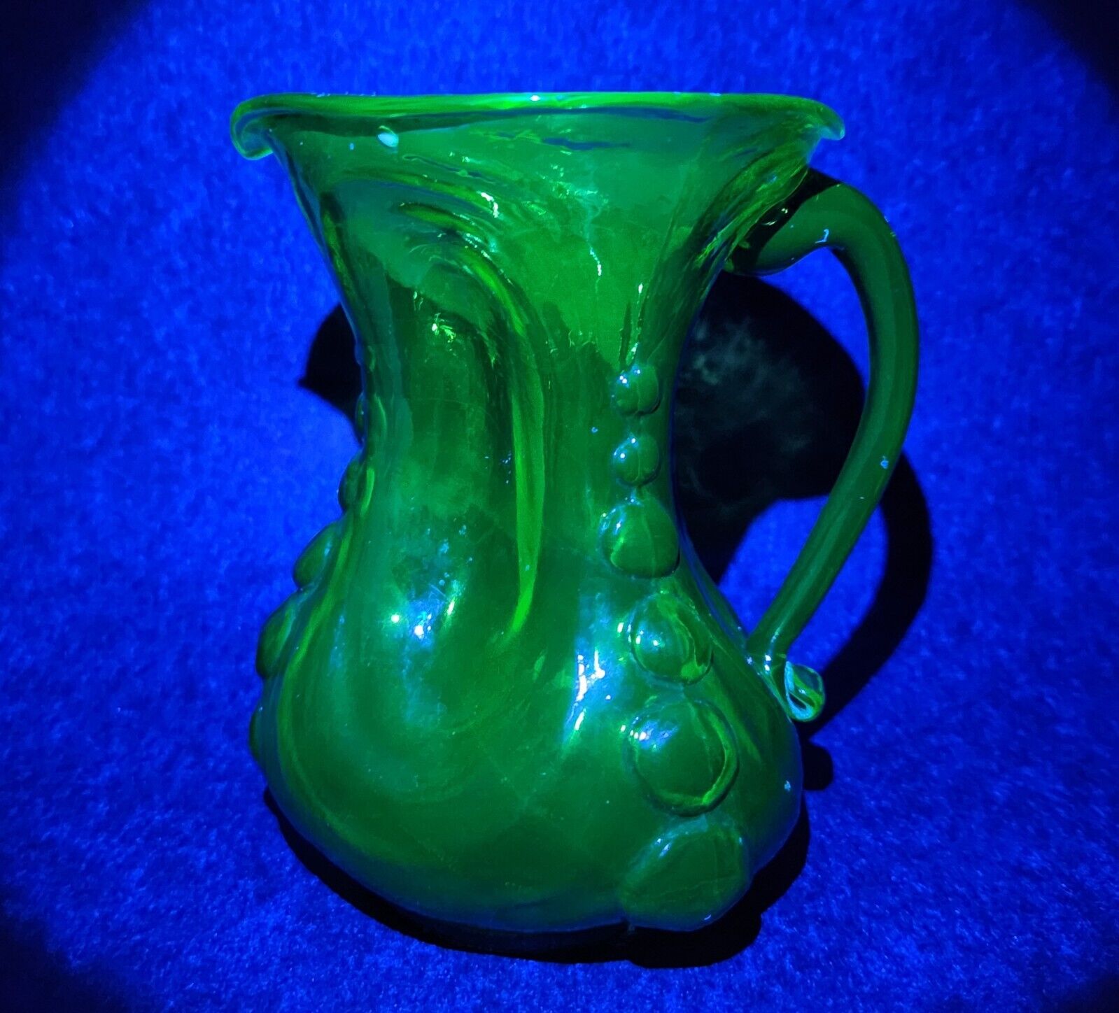 Uranium/Manganese Consolidated Glass CATALONIAN SPANISH KNOBS Emerald Green 