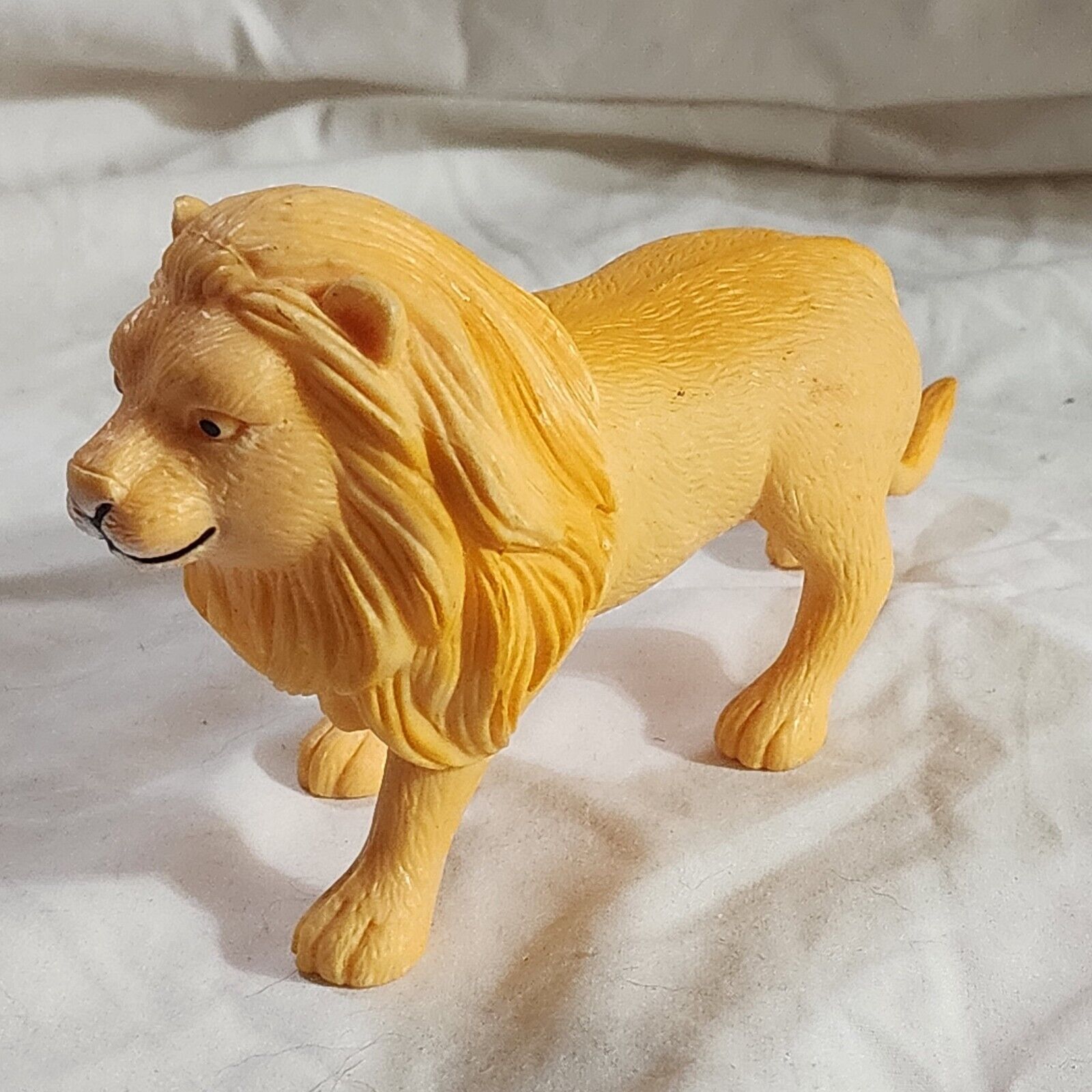 Ankyo Plastic Lion Jungle Animal Golden Orange Figure Toy 3\