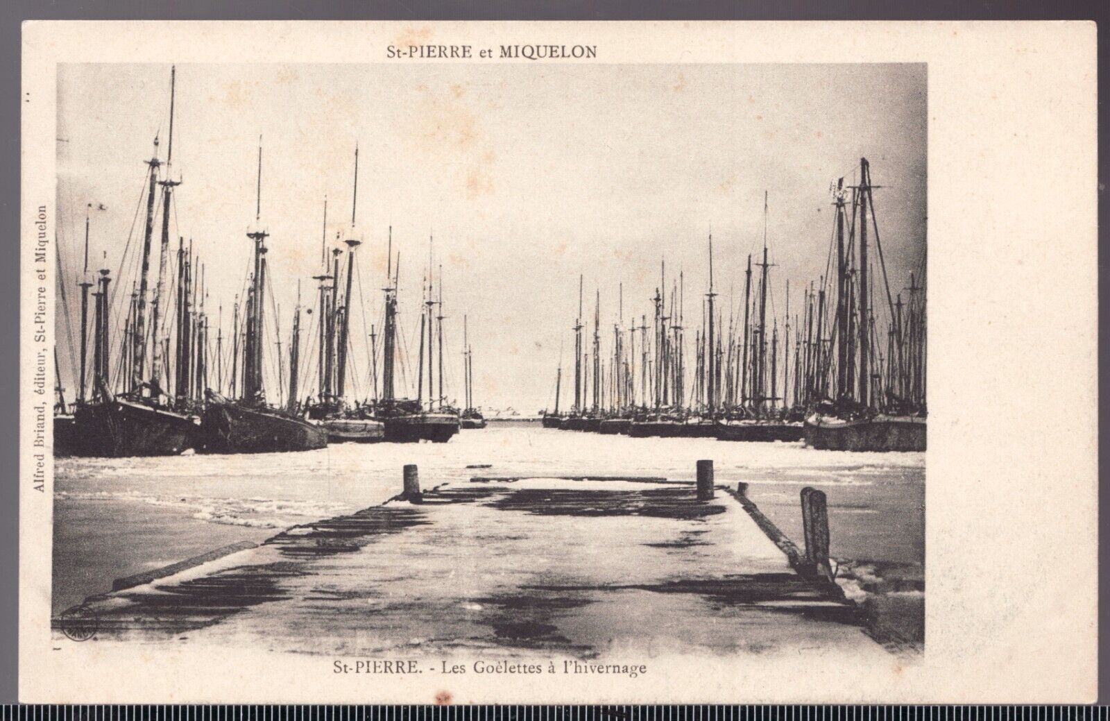 c.1910 Postcard - unposted - St-Pierre et Miquelon - Schooners in wintertime.