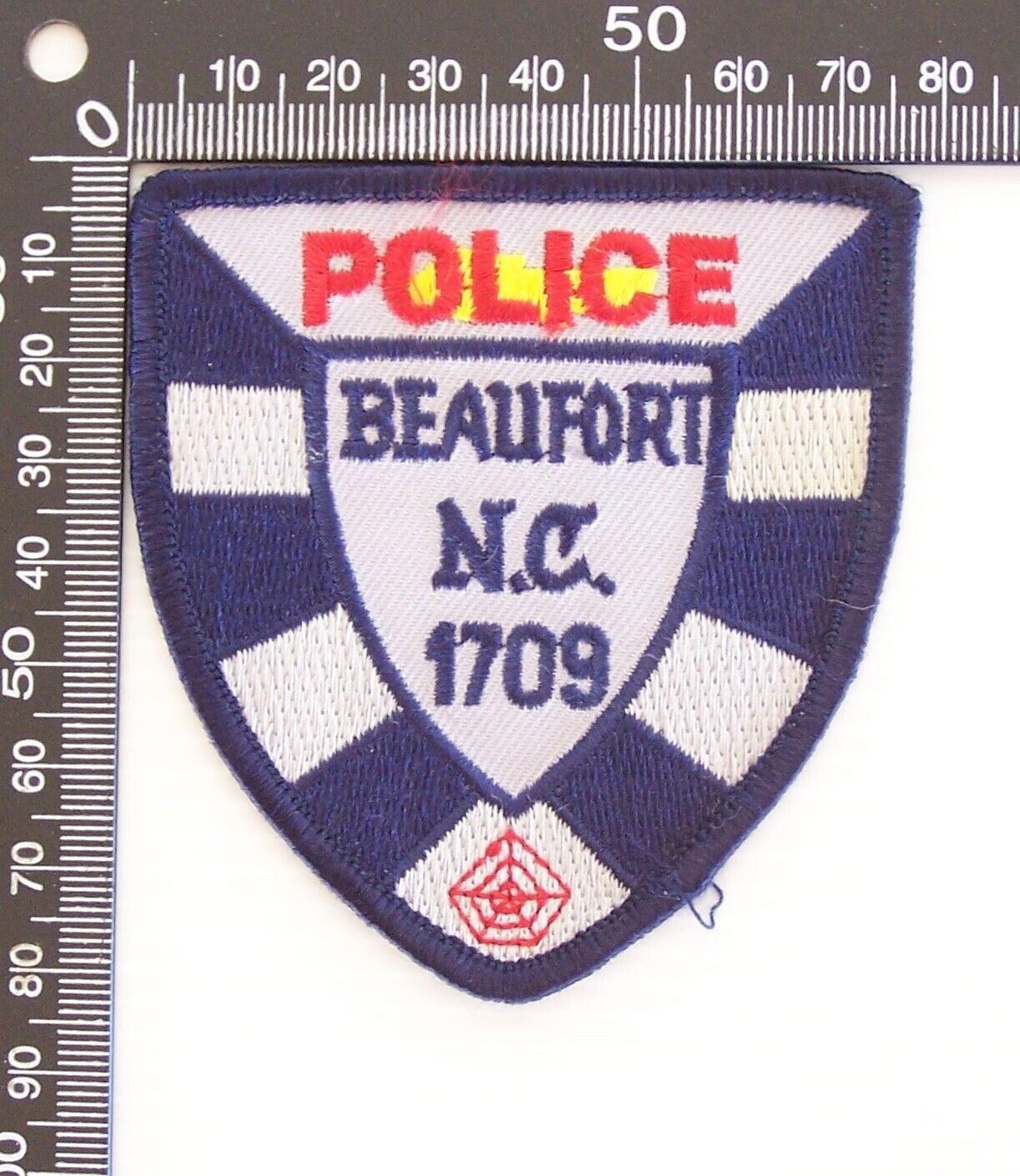 VINTAGE BEAUFORT POLICE DEPARTMENT NC US EMBROIDERED UNIFORM PATCH SEW-ON BADGE