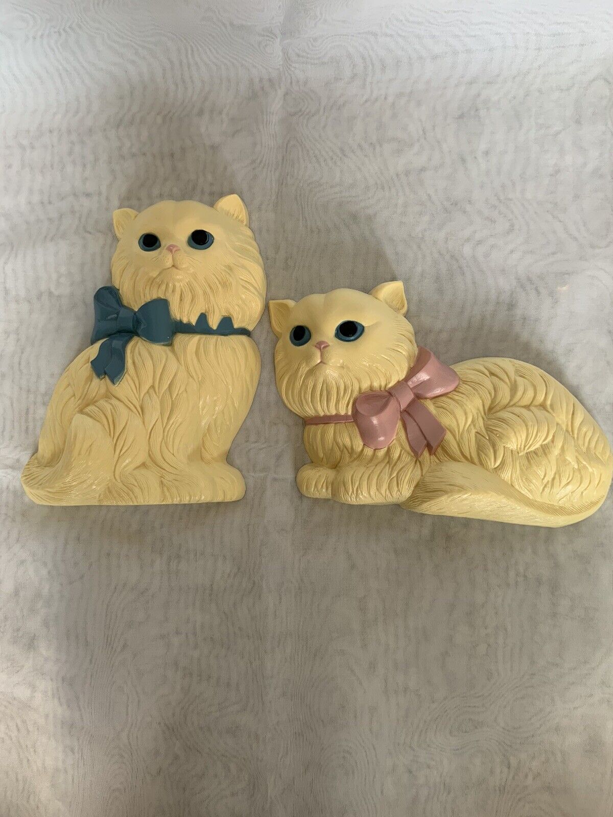Vintage Persian Cat Molded Plastic Wall Hangings Decor
