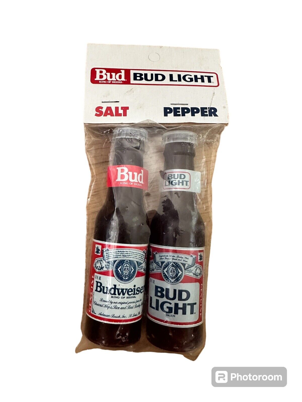 Vintage Budweiser Bud Light Salt And Pepper Shakers Set New in Package