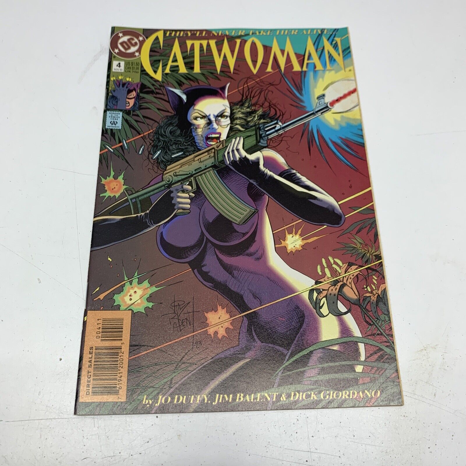 Vintage DC Comics Catwoman Issue 4 Comic Book Graphic Novel