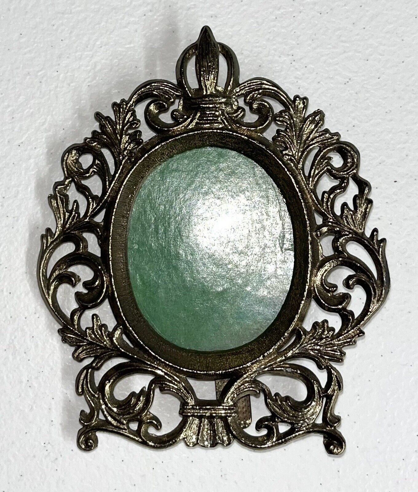Vintage Small Ornate Goldtone Metal VIP Oval Picture Frame 4.75”