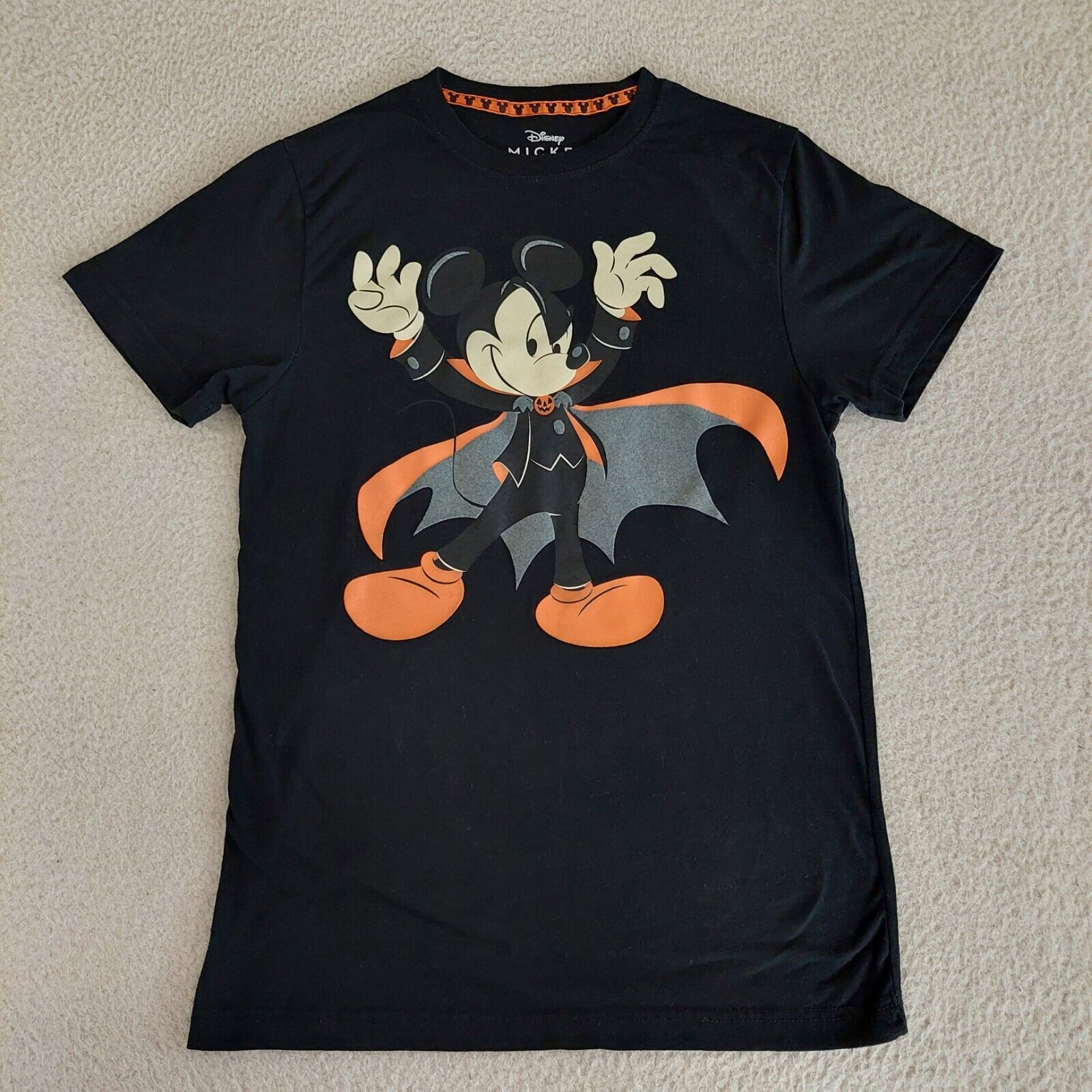 Disney Mickey Mouse Adult Small Halloween Mickey Short Sleeve Black T-shirt