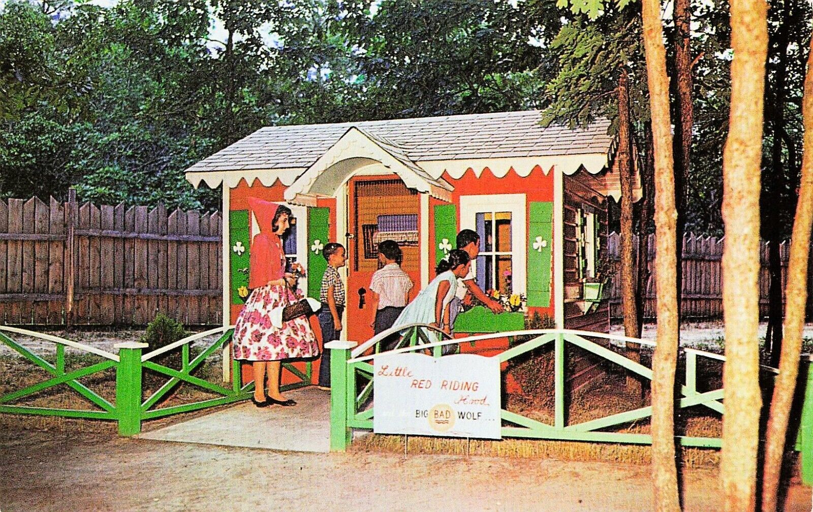 Story Book Forest Idlewild Amusement Park Little Red Riding Hood Postcard E18
