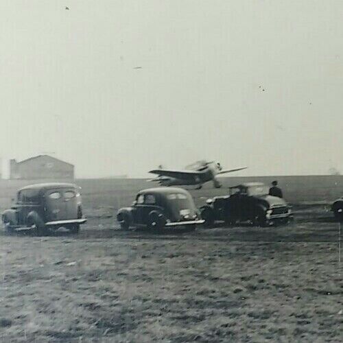 1939 Aircraft Navy Army Trainer/Bomber Vtg Aviation Plane Photo Monoplane Cars