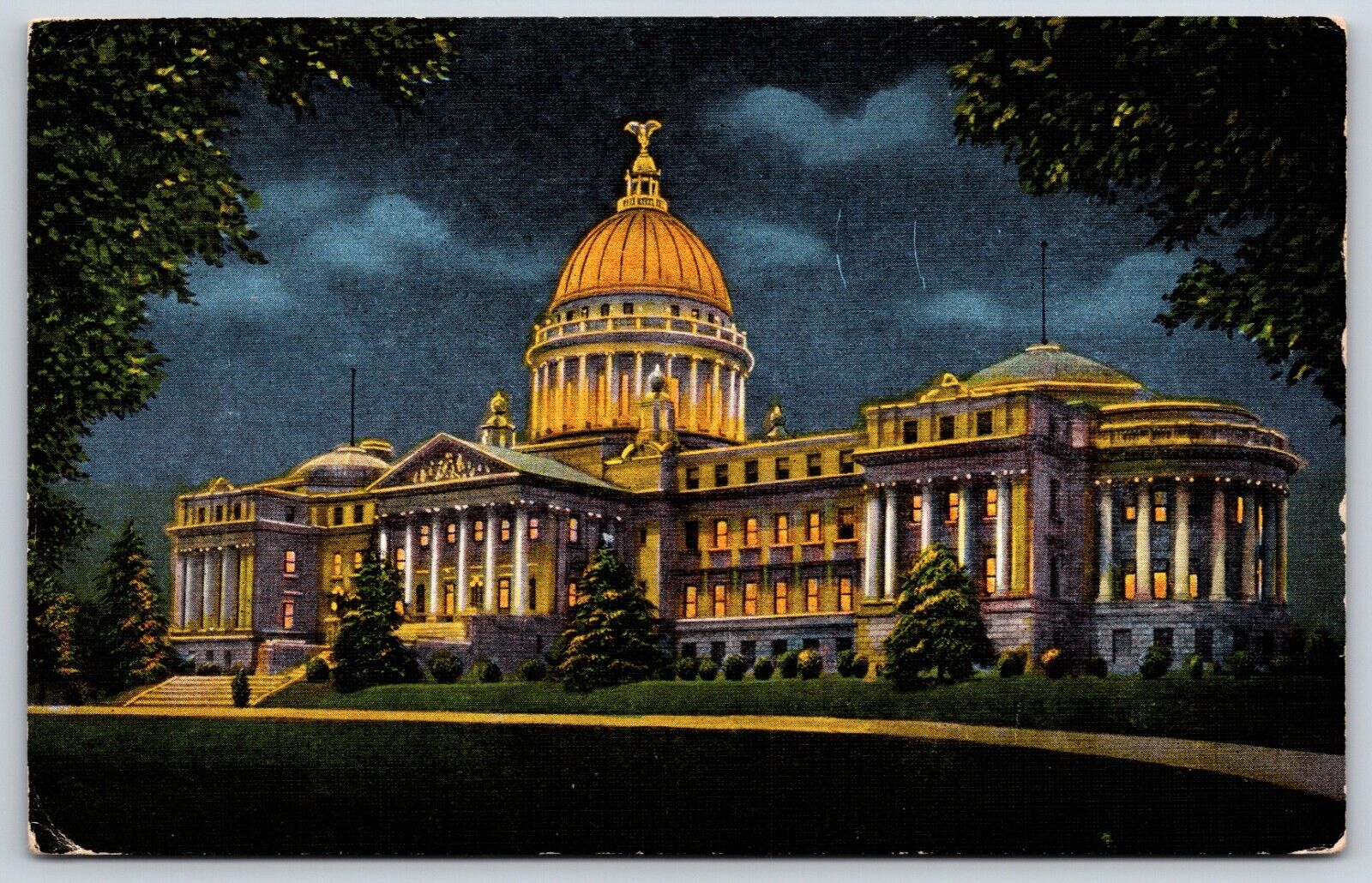 Postcard State Capitol, Jackson, Mississippi Unposted