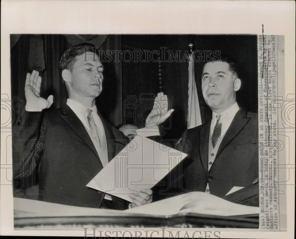 1963 Press Photo Edward Brooke takes oath as attorney general in Boston, MA