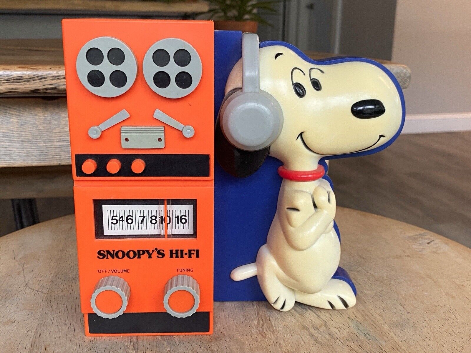 Vintage Peanuts Snoopy\'s Hi- Fi Radio AM Tabletop