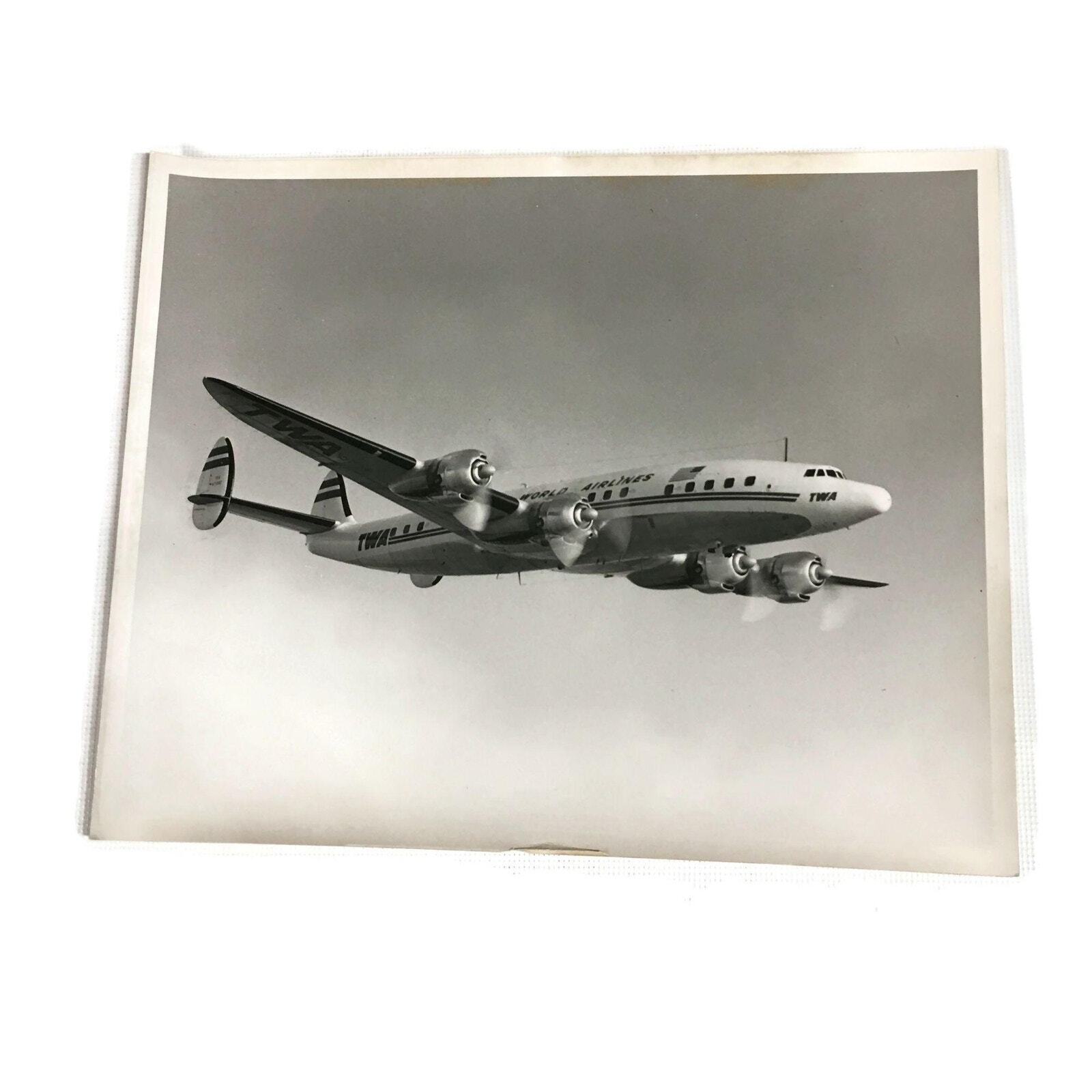 Photo TWA Press 8x10 B&W TRANS WORLD AIRLINES 4 propellers air view from side