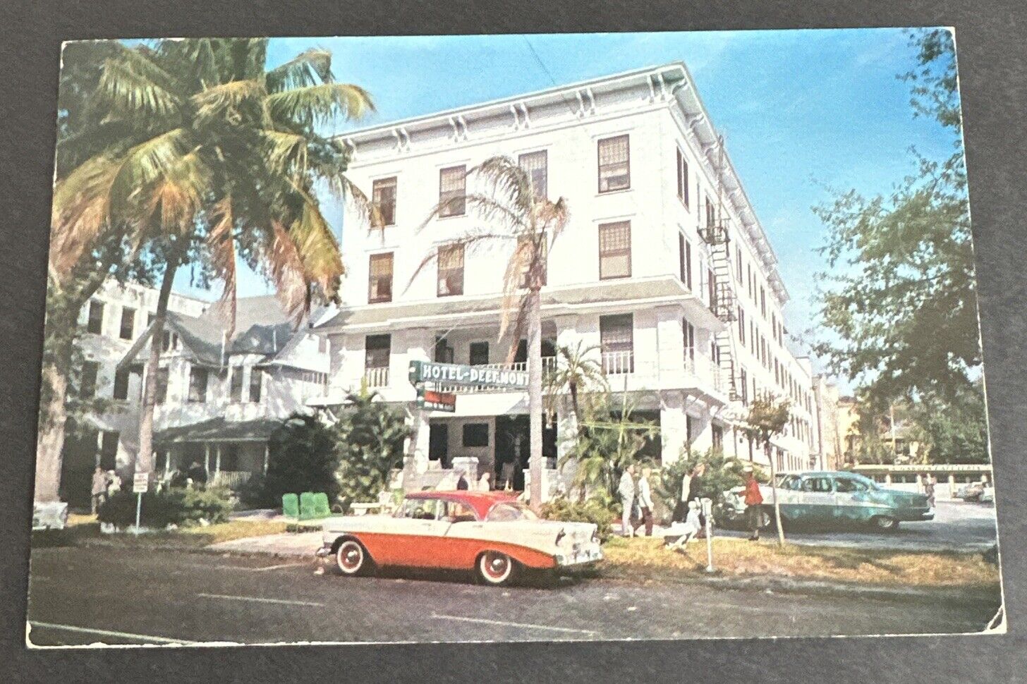 Postcard: Hotel DEERMONT  Cars Saint ~ Saint Petersburg, Florida