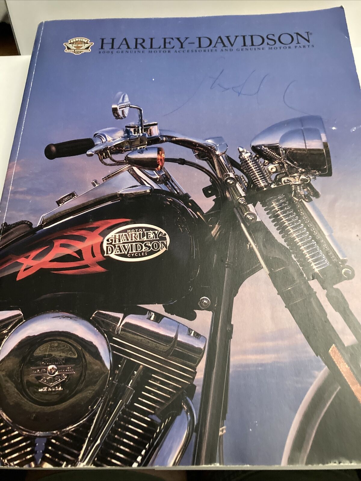 Harley Davidson 2005 Genuine Motor Accessories And Parts Catalog (FC109-4Q2003