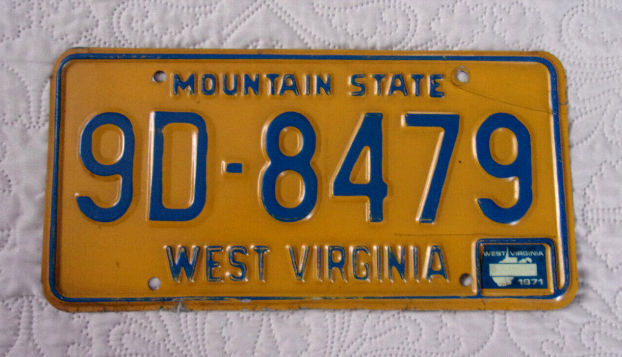 Vintage NEAR MINT 1971 WEST VIRGINIA License Plate (read description)