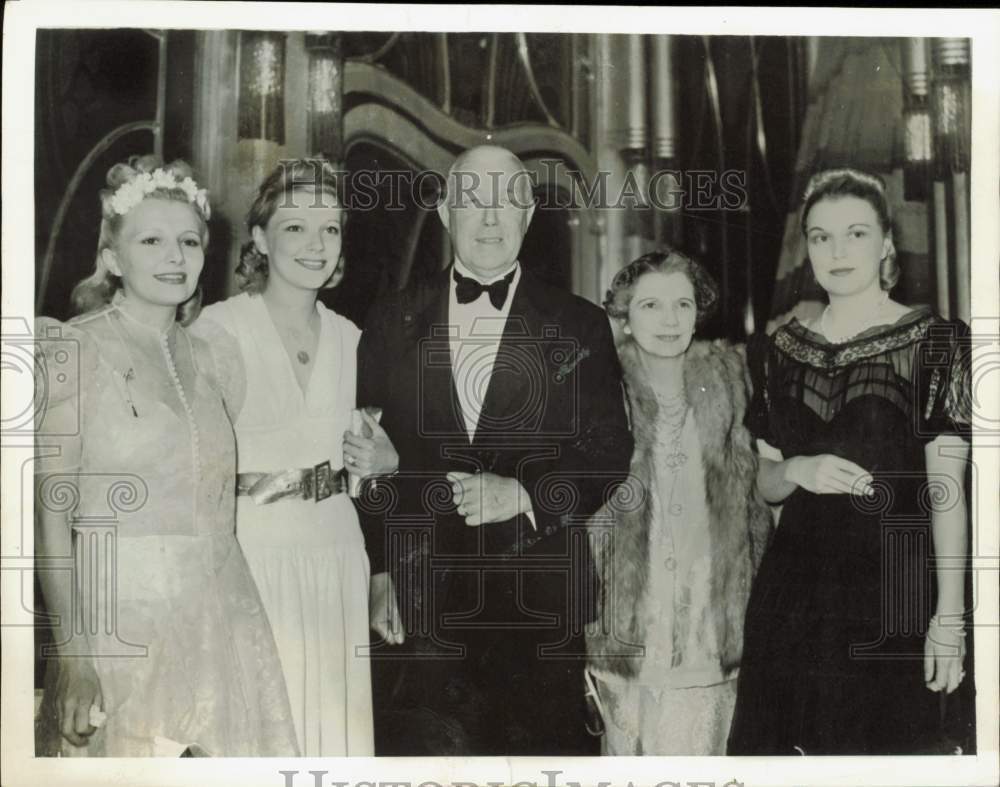 1939 Press Photo Sir Charles Vyner Brooke\'s family at Sarawak Association,London