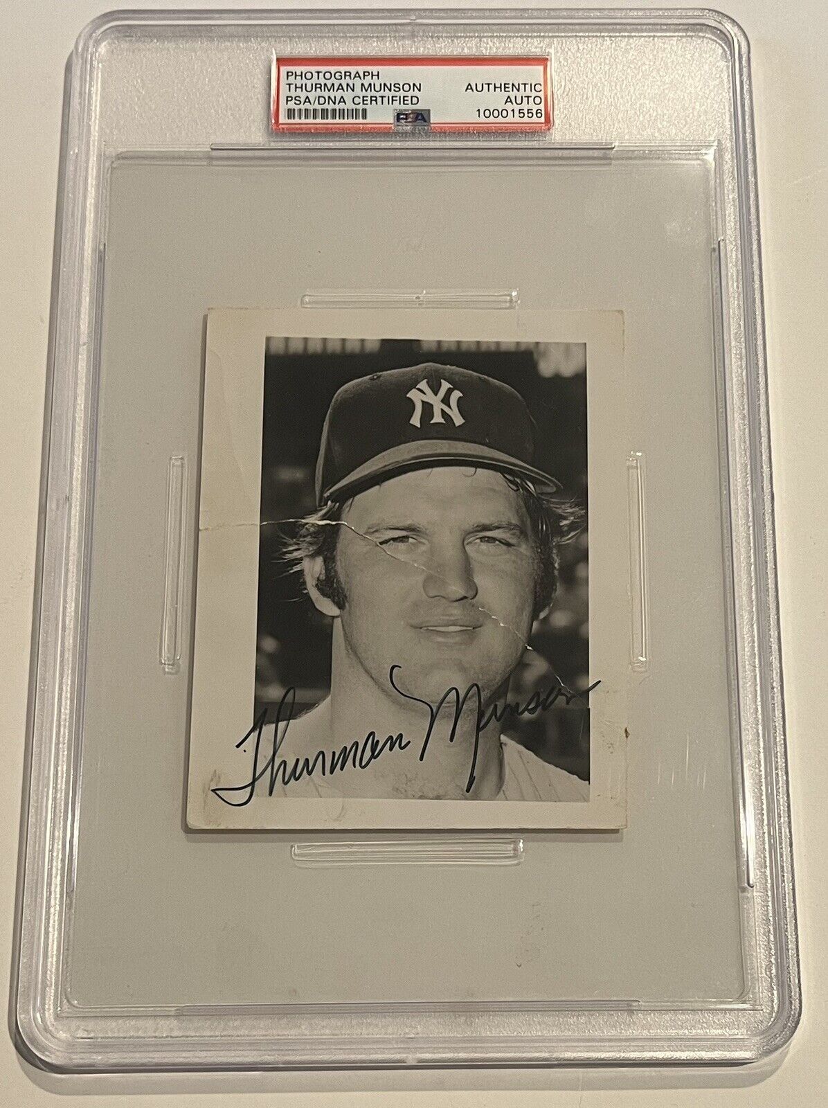 Thurman Munson 4x5 NY Yankees Photo Signed - PSA / DNA Slabbed