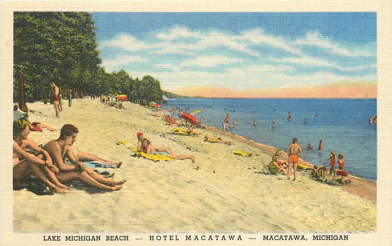 c1940 Lake Michigan Beach, Hotel Macatawa, Macatawa, Michigan Postcard