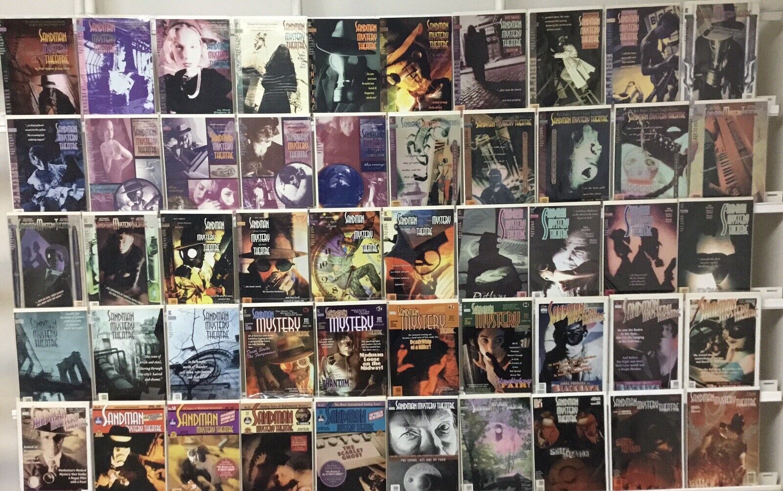 DC Vertigo Sandman Mystery Theatre Comic Book Lot Of 50