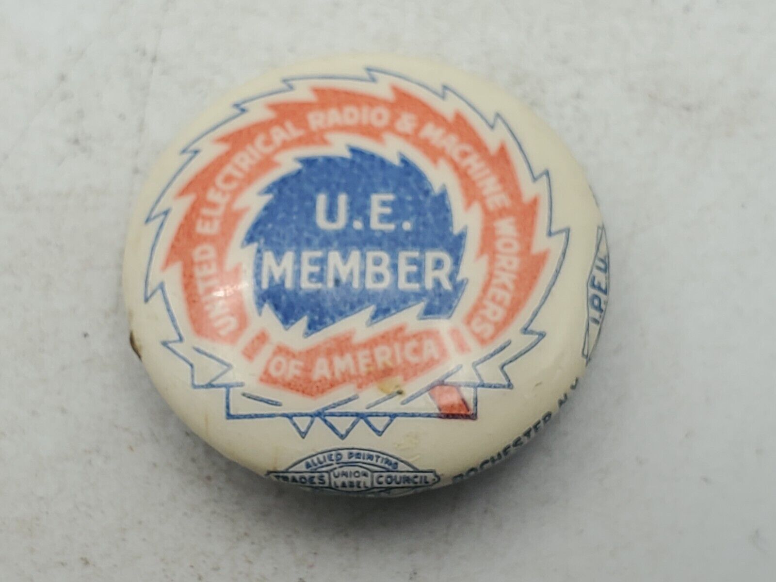 United Electrical Radio Union Pinback Button Pin Badge Vintage U.E. Member