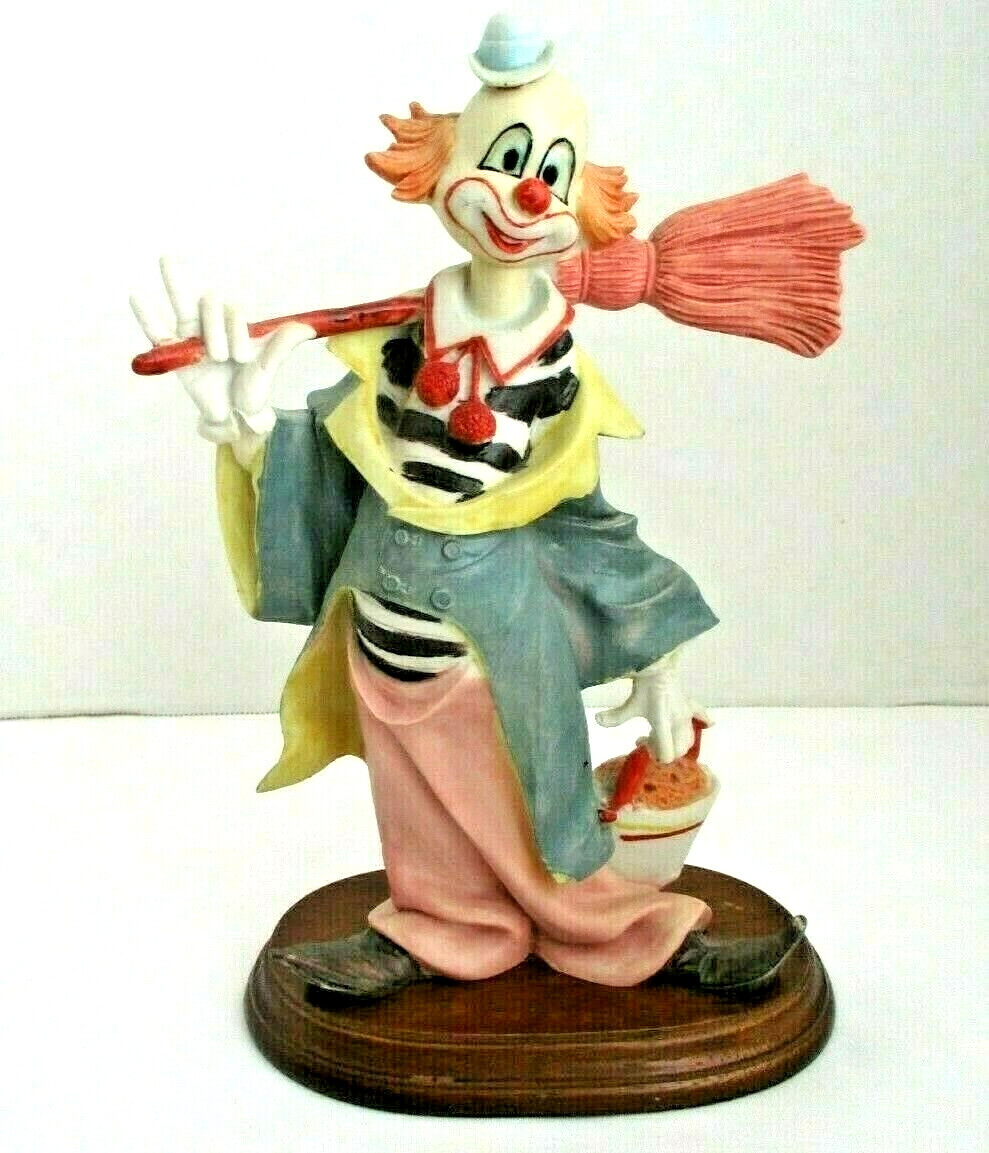Vintage Hand Painted UCGC Ceramic Clown with Wooden Base 10\