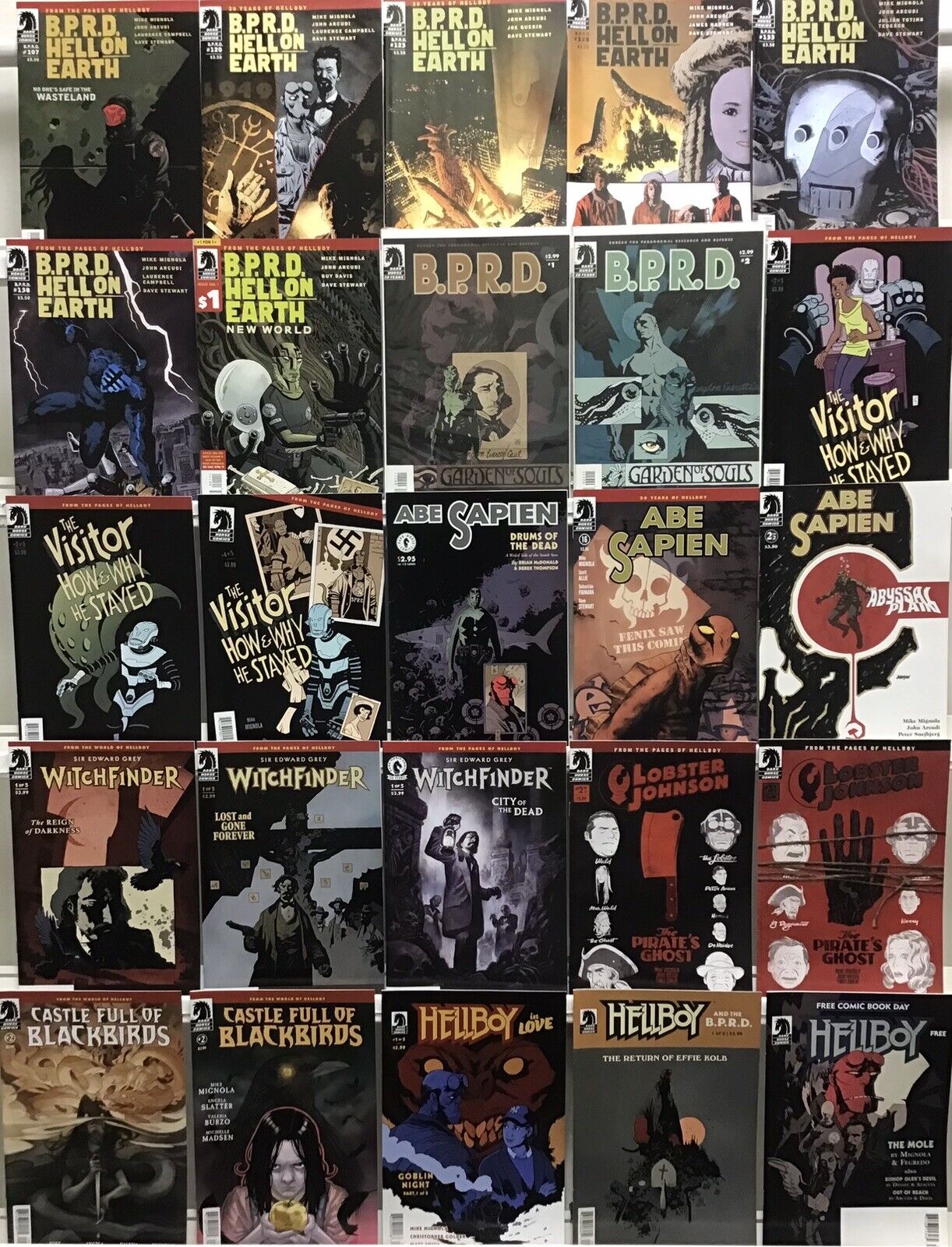 Dark Horse Comics Hellboy Lot Of 25 Comics 