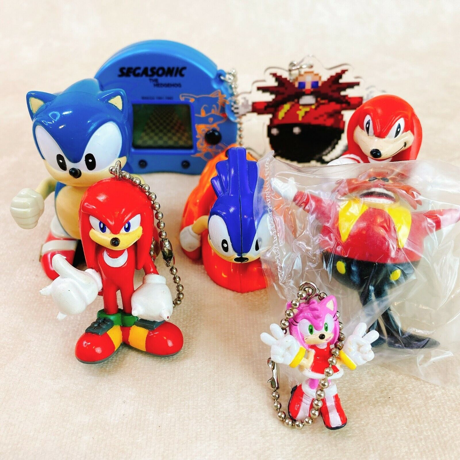 Rare 90s SEGA Sonic the Hedgehog knuckles Amy figure toy set Bulk sale retro