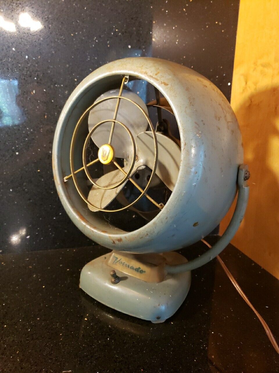 Vornado Vintage Antique Electric Fan Great Color / Design / Shape