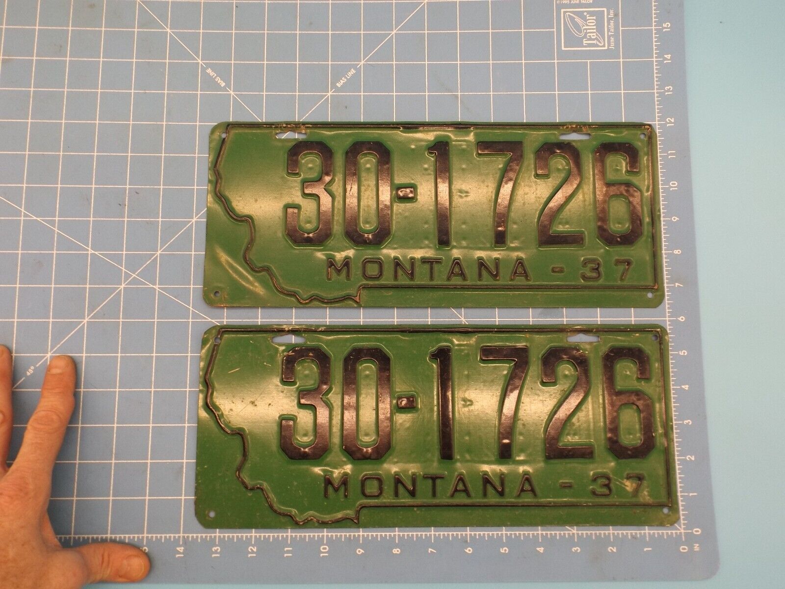 Vintage 1937 Montana License Plate Set 30-1726 Deer lodge Anaconda Metal Grn/Blk